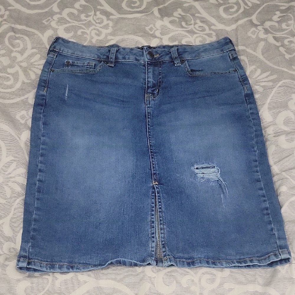 GAP Distressed Blue Denim Pencil Skirt
